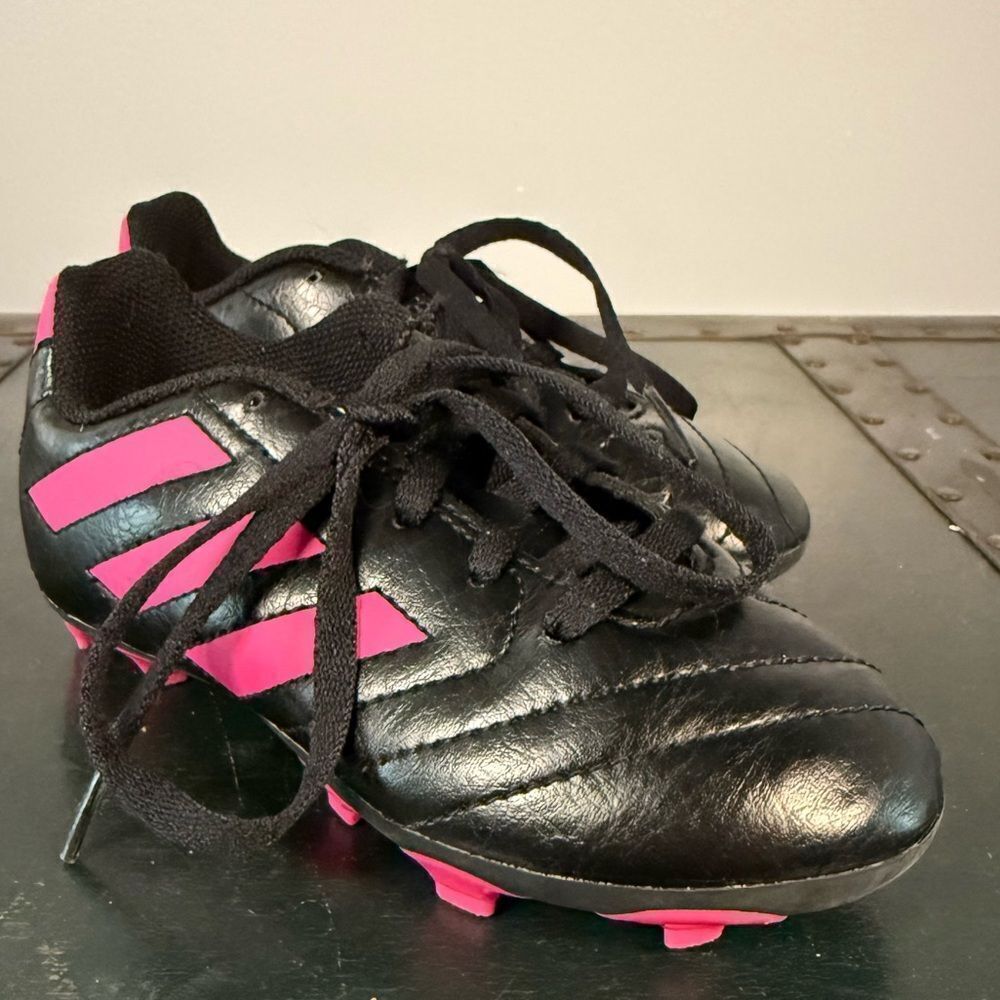 Adidas Goletto Vii Fg J Football/Soccer Shoes Size  11 kids Pink